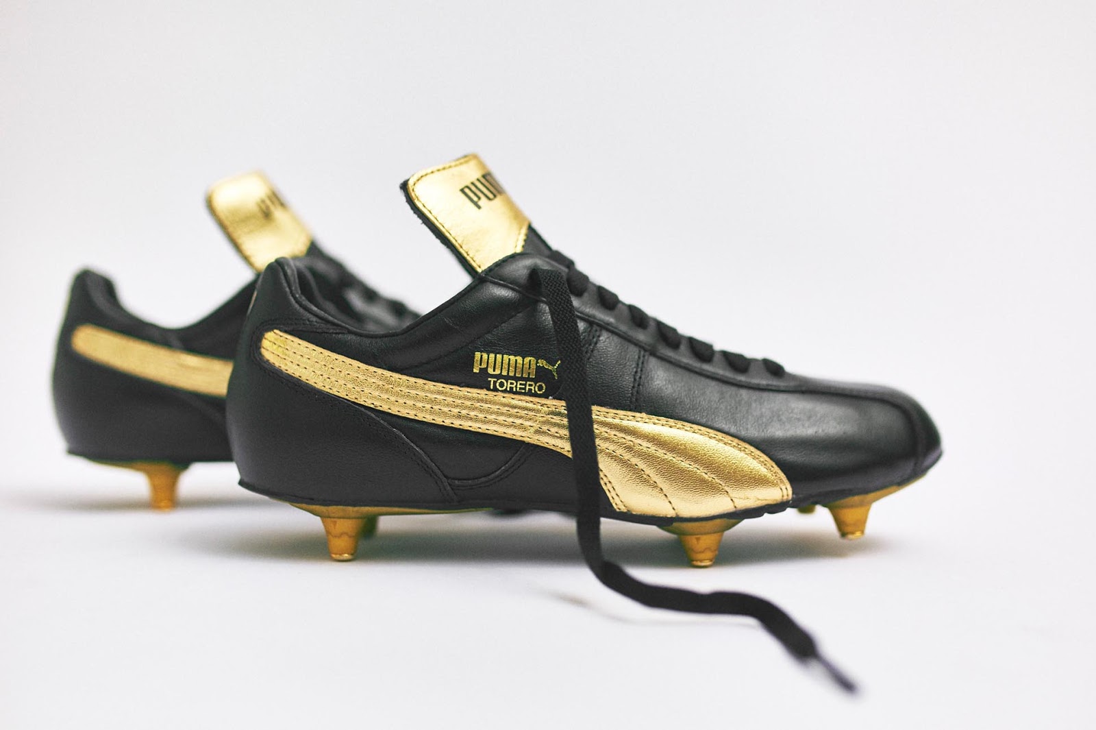 Puma maradona top football boots